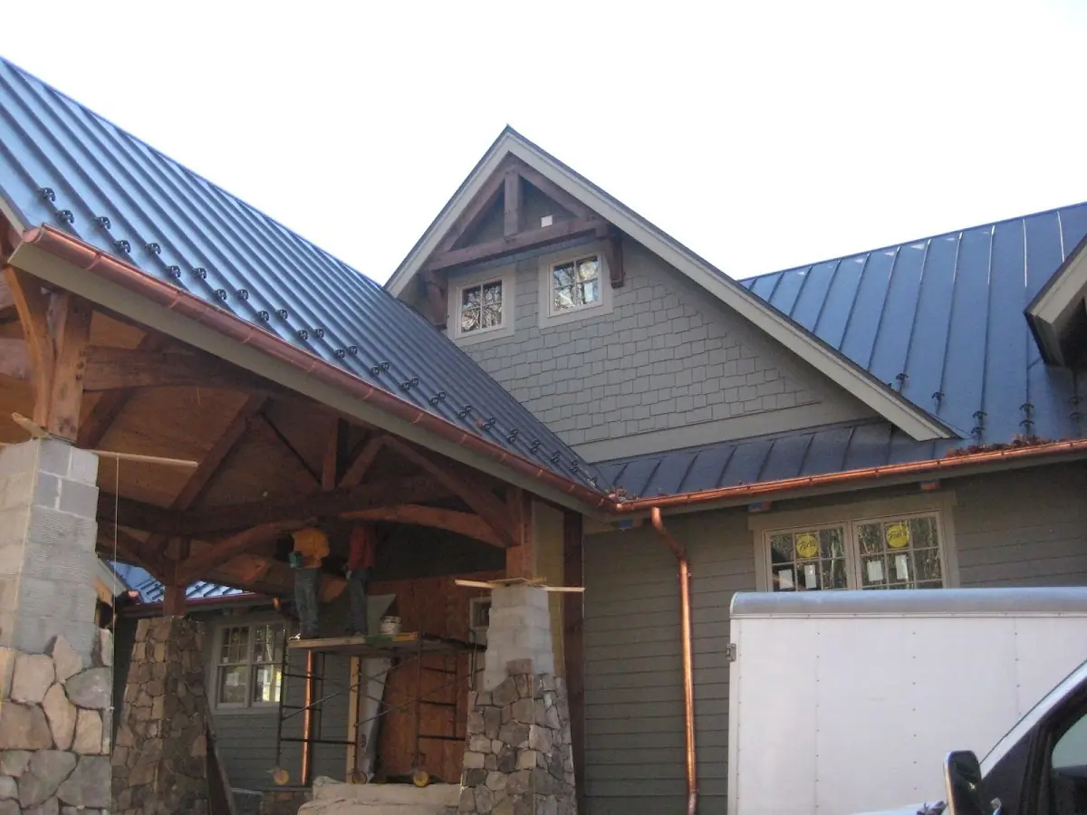 Craftsman Roofing team delivering quality roofing work in Blue Springs